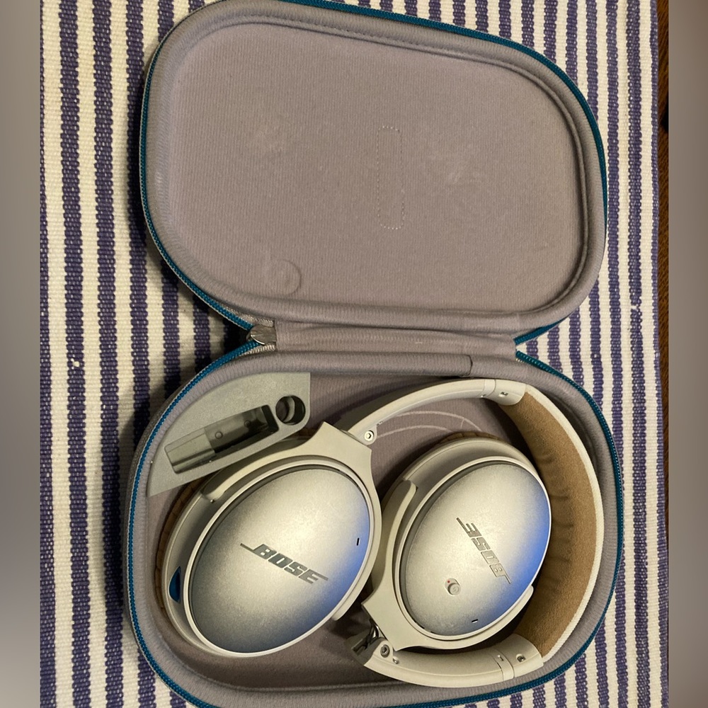 Bose QuietComfort 25 Noise Cancelling Headphones